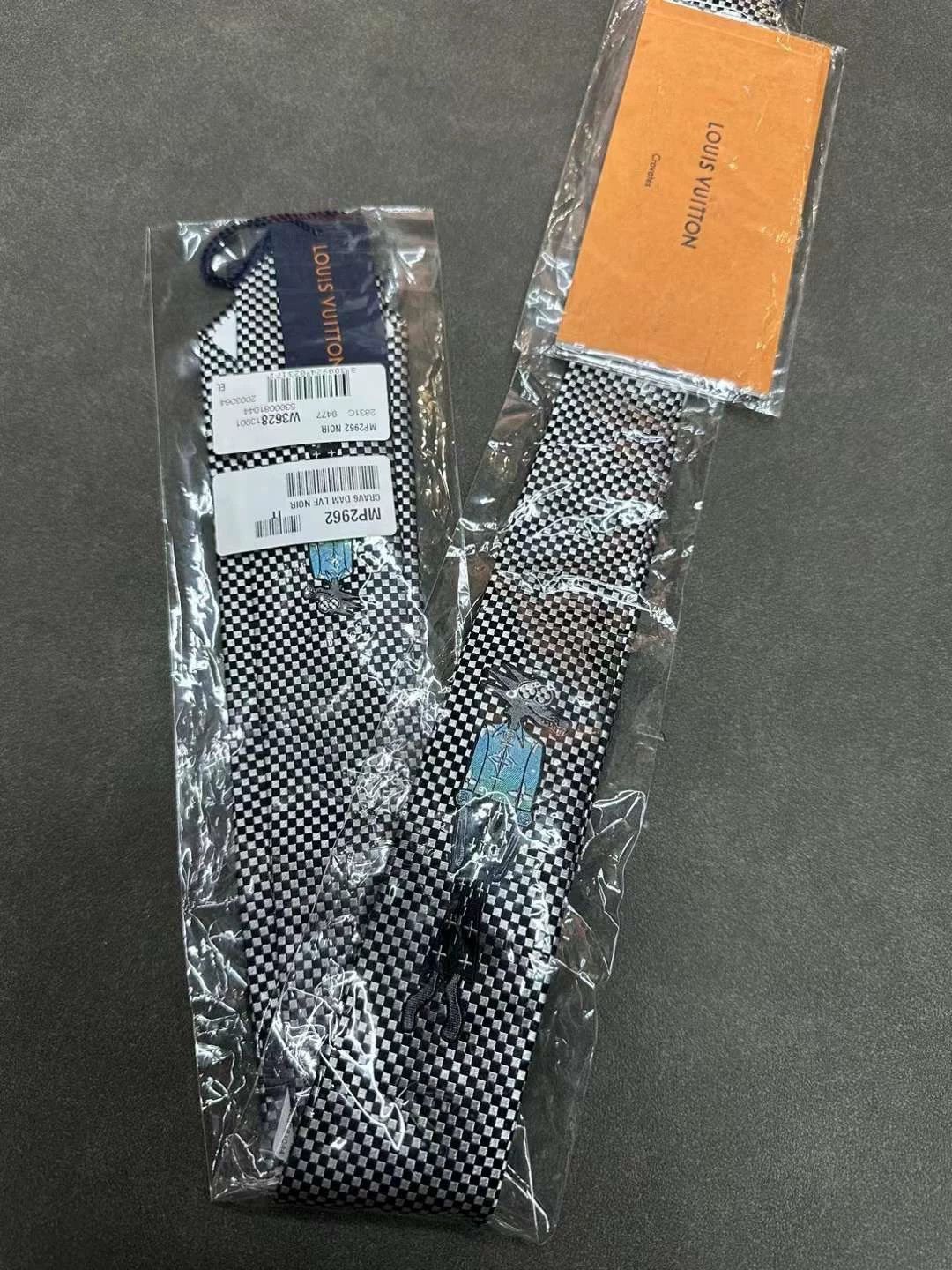 Louis Vuitton LV Runway Dragon Embroidery Tie Size ONE SIZE - 2 Thumbnail