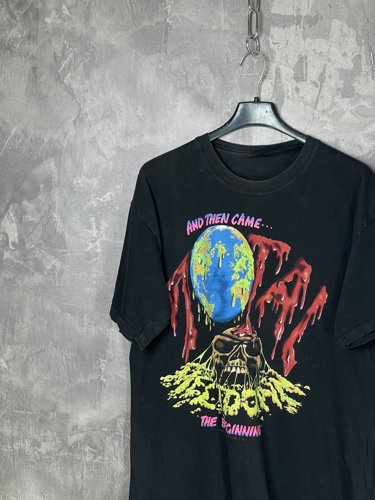Band Tees × Vintage Vintage Black Faded Y2K Earth Y2K Streetwear Hype T shirt Size US M / EU 48-50 / 2 - 3 Thumbnail