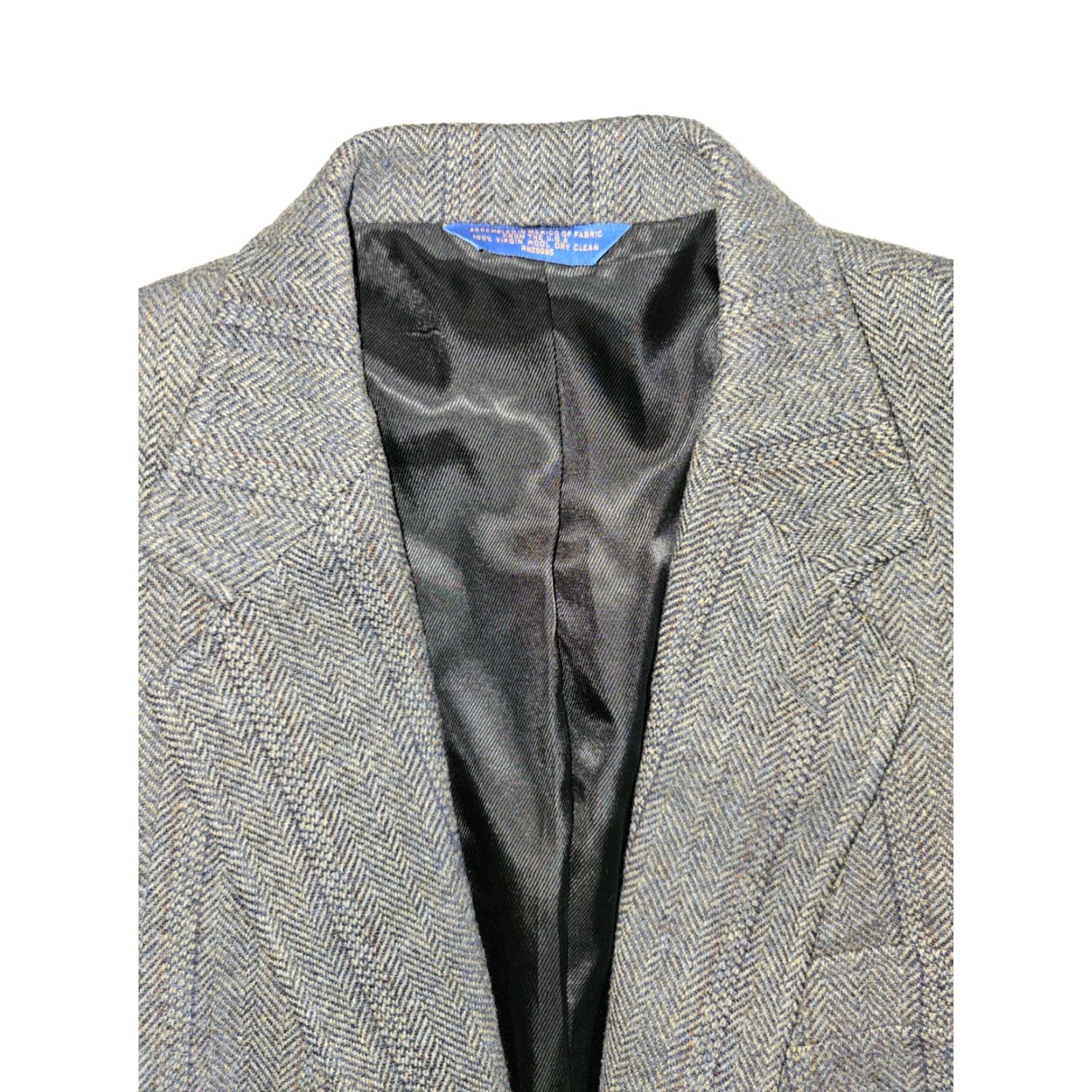 Pendleton VINTAGE Pendleton Blazer Men 42 Reg Wool Gray Herringbone 2-Button Single-Breasted Notch Lapel Chest 42 Front Button Style 2-Button Size 42R - 3 Thumbnail
