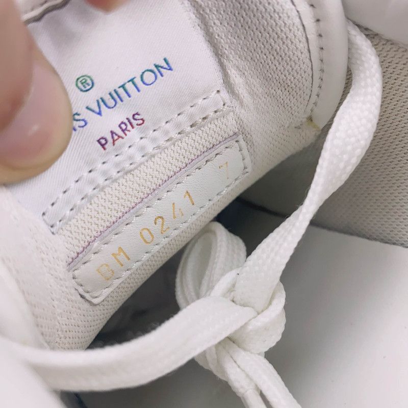 Louis Vuitton Louis Vuitton Rivoli Fashion Sneakers for Men - Size US 8 / EU 41 - 3 Thumbnail