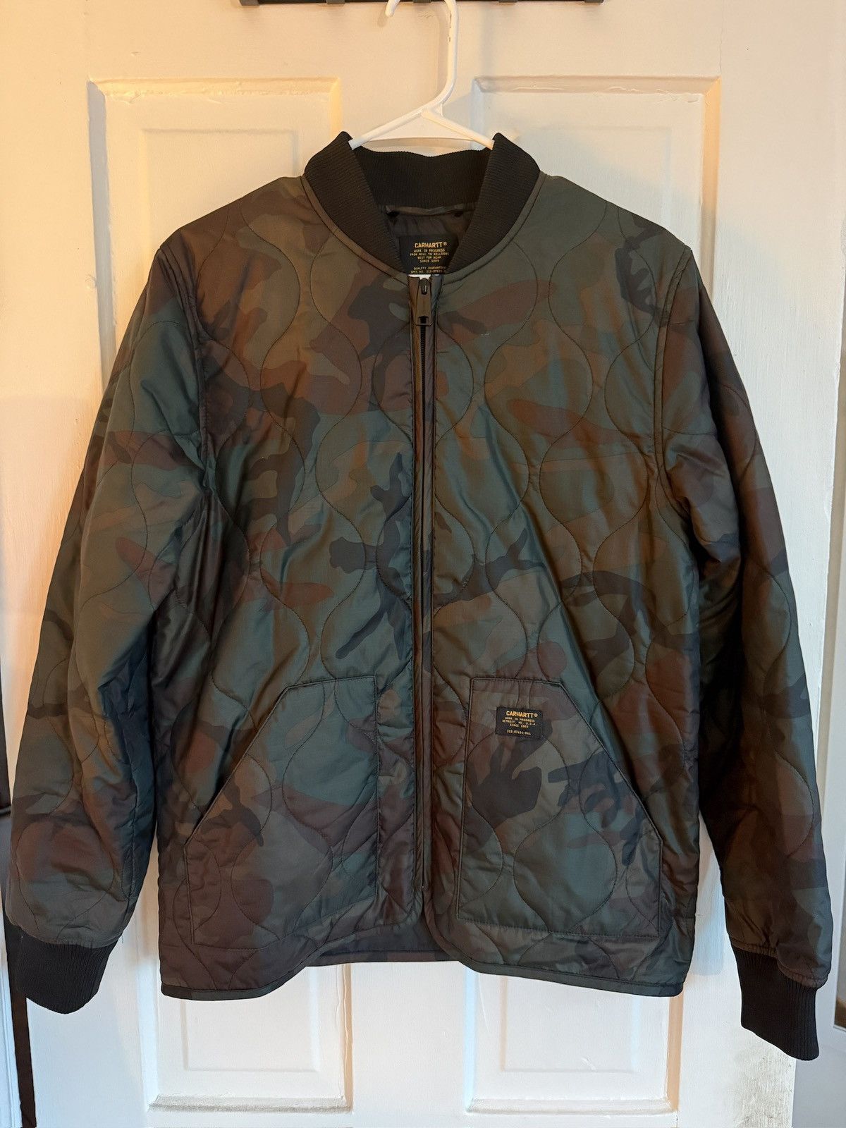 Carhartt Wip Volta Quilted Bomber Jacket Liner - Camo Evergreen Size US S / EU 44-46 / 1 - 1 Thumbnail