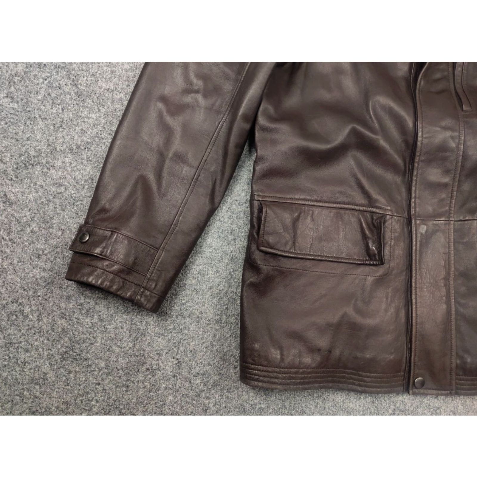 Hugo Boss HUGO BOSS Italian lamb nappa Leather Dark Brown Classic Pocket Jacket Leather Shirt Jacket Mens Regular Size M Brown 90s Classic Style Pocket Details Size US M / EU 48-50 / 2 - 5 Thumbnail