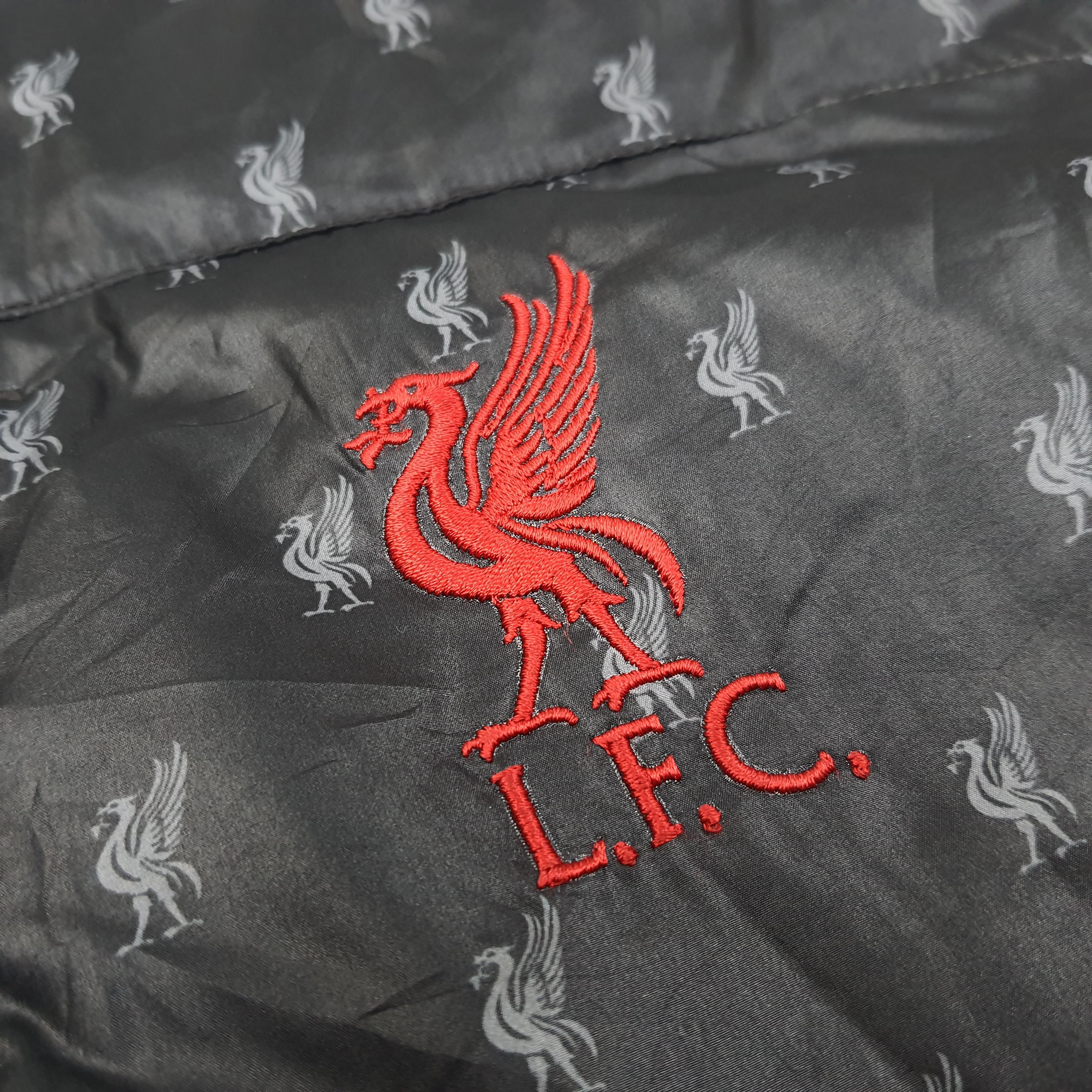 Adidas Vintage Adidas Liverpool F.C Puffer Jacket C262N5 Size US L / EU 52-54 / 3 - 3 Thumbnail