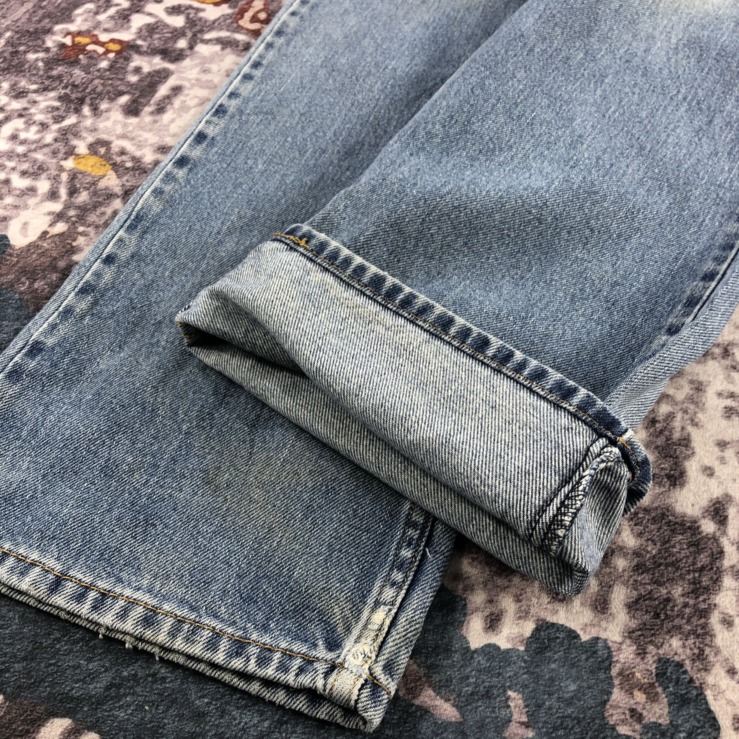 Levi's × Vintage Vintage Blue Wash Levis 505 Jeans-JM2631 Size US 35 - 8 Thumbnail
