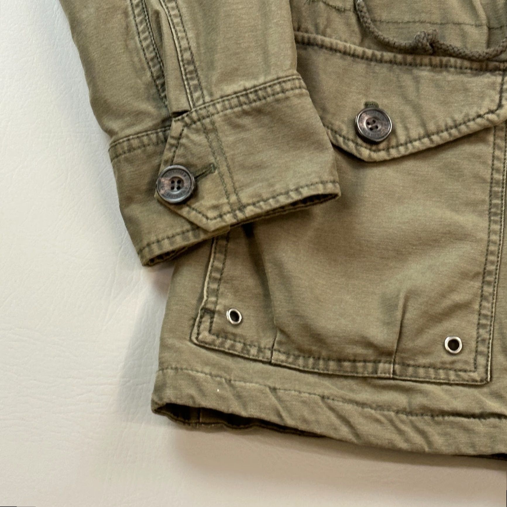 Levi's VINTAGE Levi's Jacket Women Medium Olive Green Army Military Chore Hooded Anorak Size M / US 6-8 / IT 42-44 - 3 Thumbnail