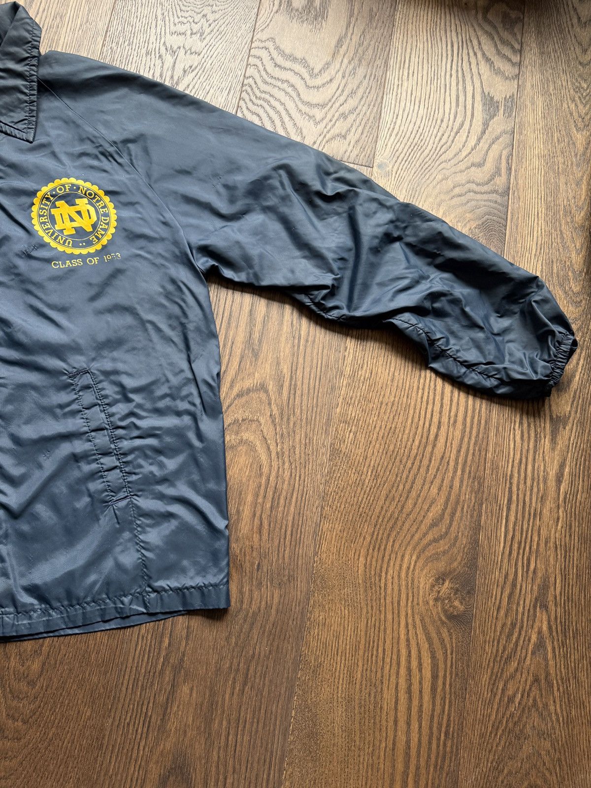 Champion Vintage 80s Notre Dame Champion Windbreaker Coaches Jacket Size US L / EU 52-54 / 3 - 6 Thumbnail