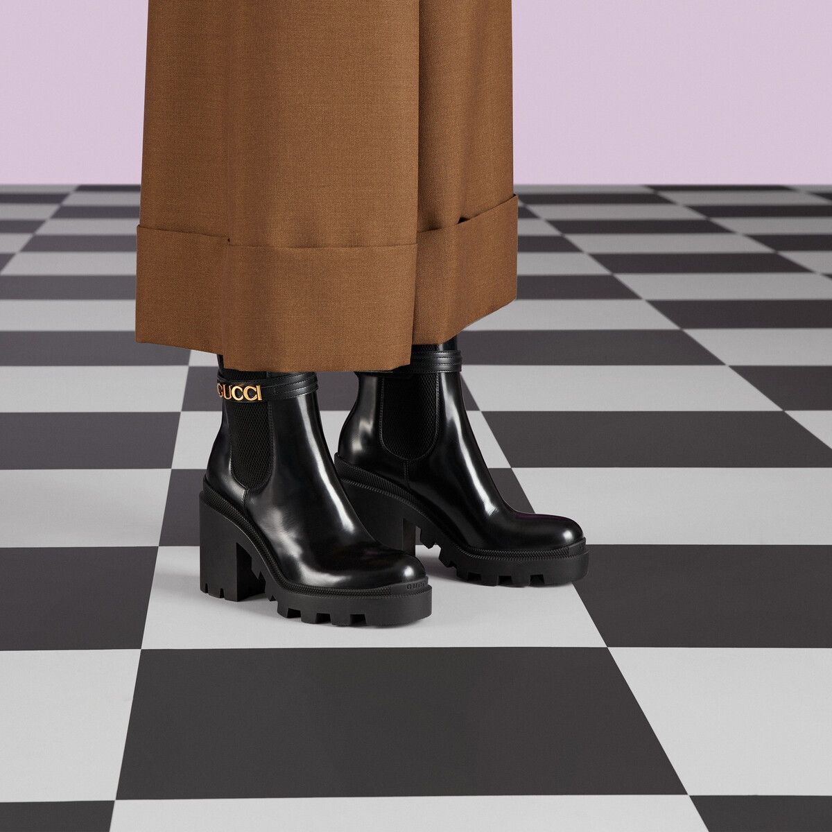 Gucci o1s1wg110125 Ankle Boots With Logo in Black Size US 10.5 / IT 40.5 - 6 Thumbnail