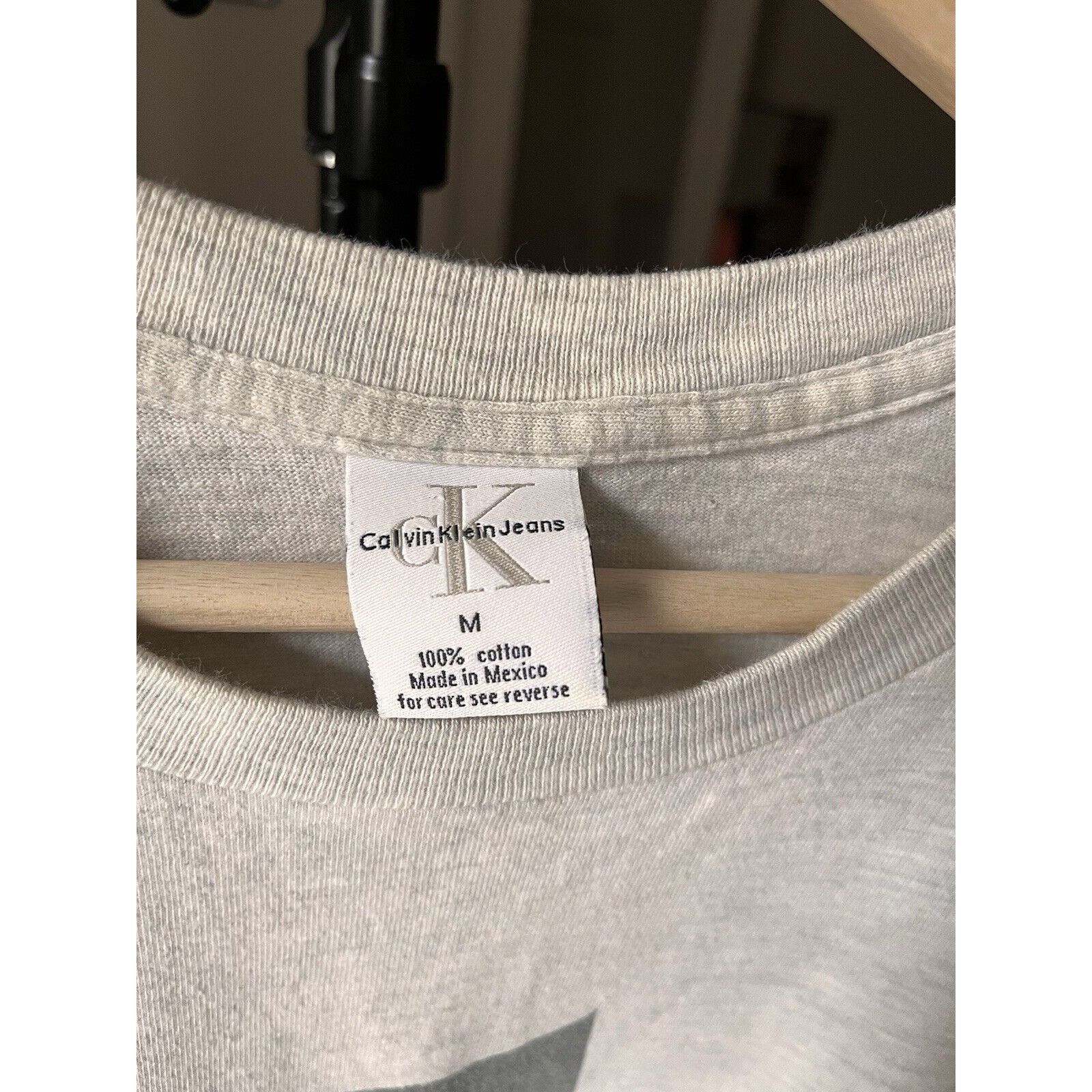 Calvin Klein VINTAGE CALVIN KLEIN LOGO GREY SINGLES STITCH T SHIRT SIZE M Size US M / EU 48-50 / 2 - 4 Thumbnail