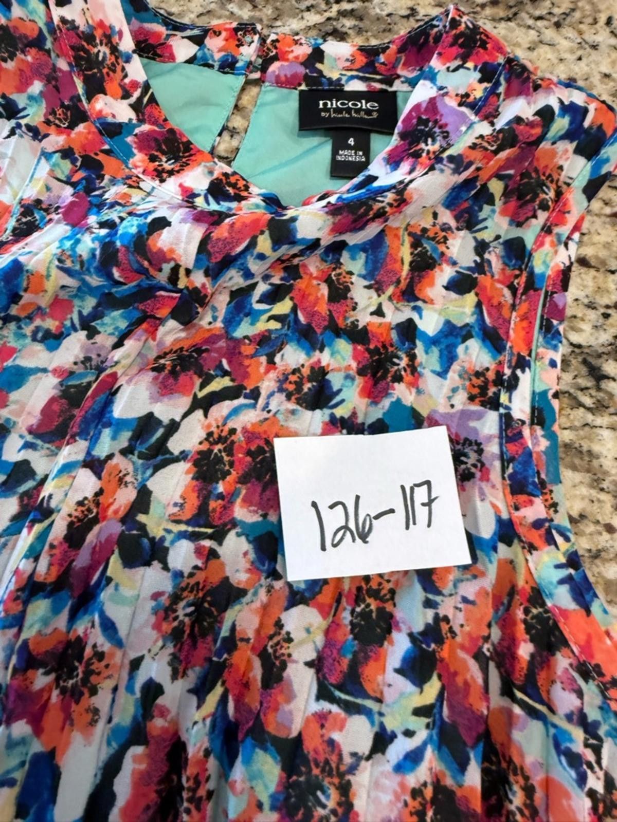 Other Nicole by Nicole Miller midi dress floral pleated SZ 4 Size S / US 4 / IT 40 - 11 Thumbnail