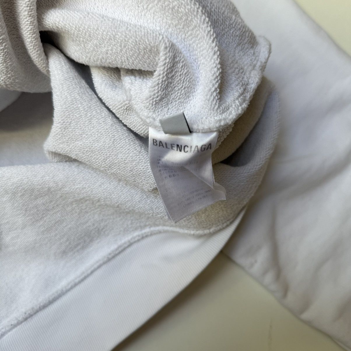 Balenciaga Balenciaga copyright oversize fit cotton white hoodie Size US M / EU 48-50 / 2 - 4 Thumbnail