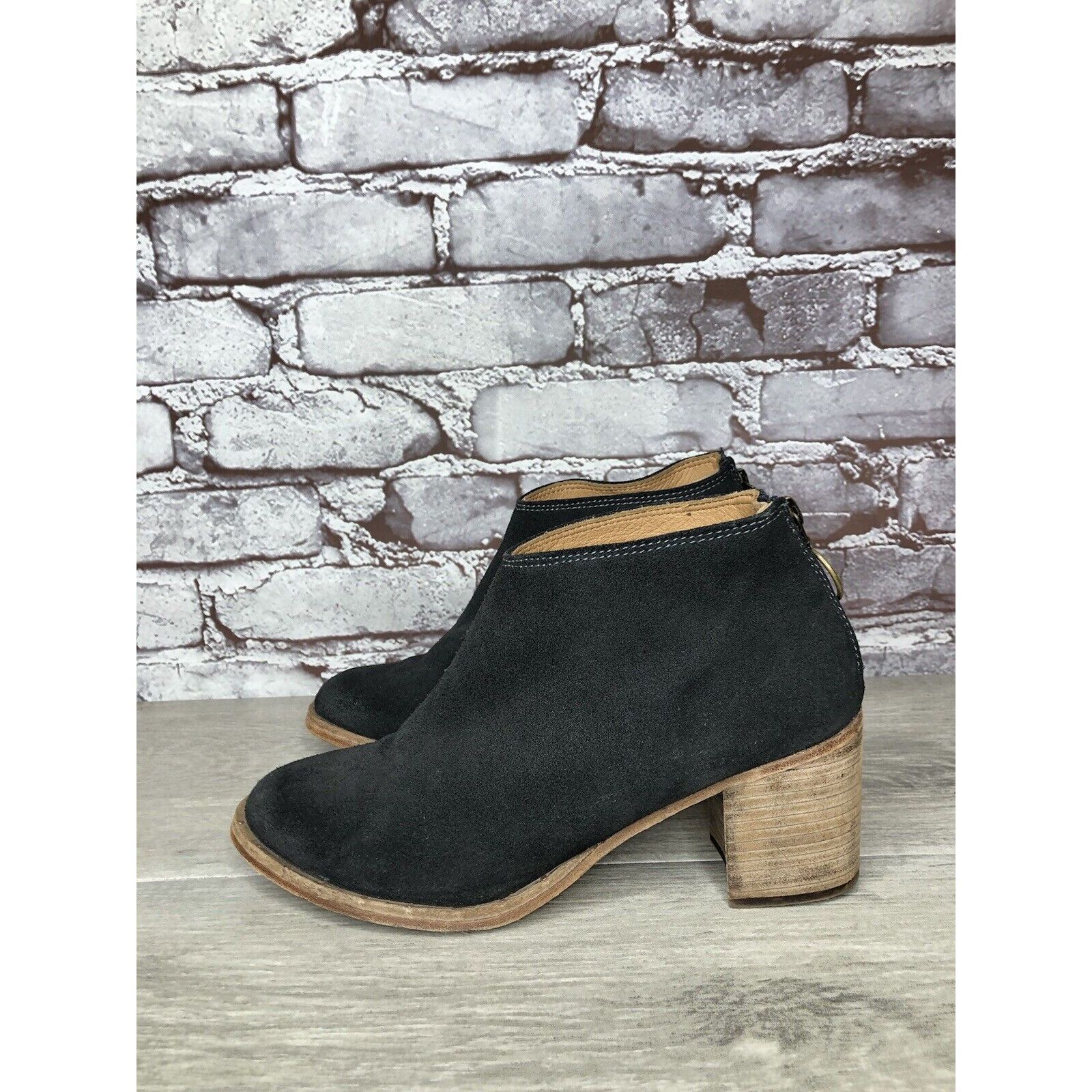 beek BEEK Falcon Black Suede Leather Back Zip Stacked Heel Bootie Size US 7 / IT 37 - 20 Thumbnail