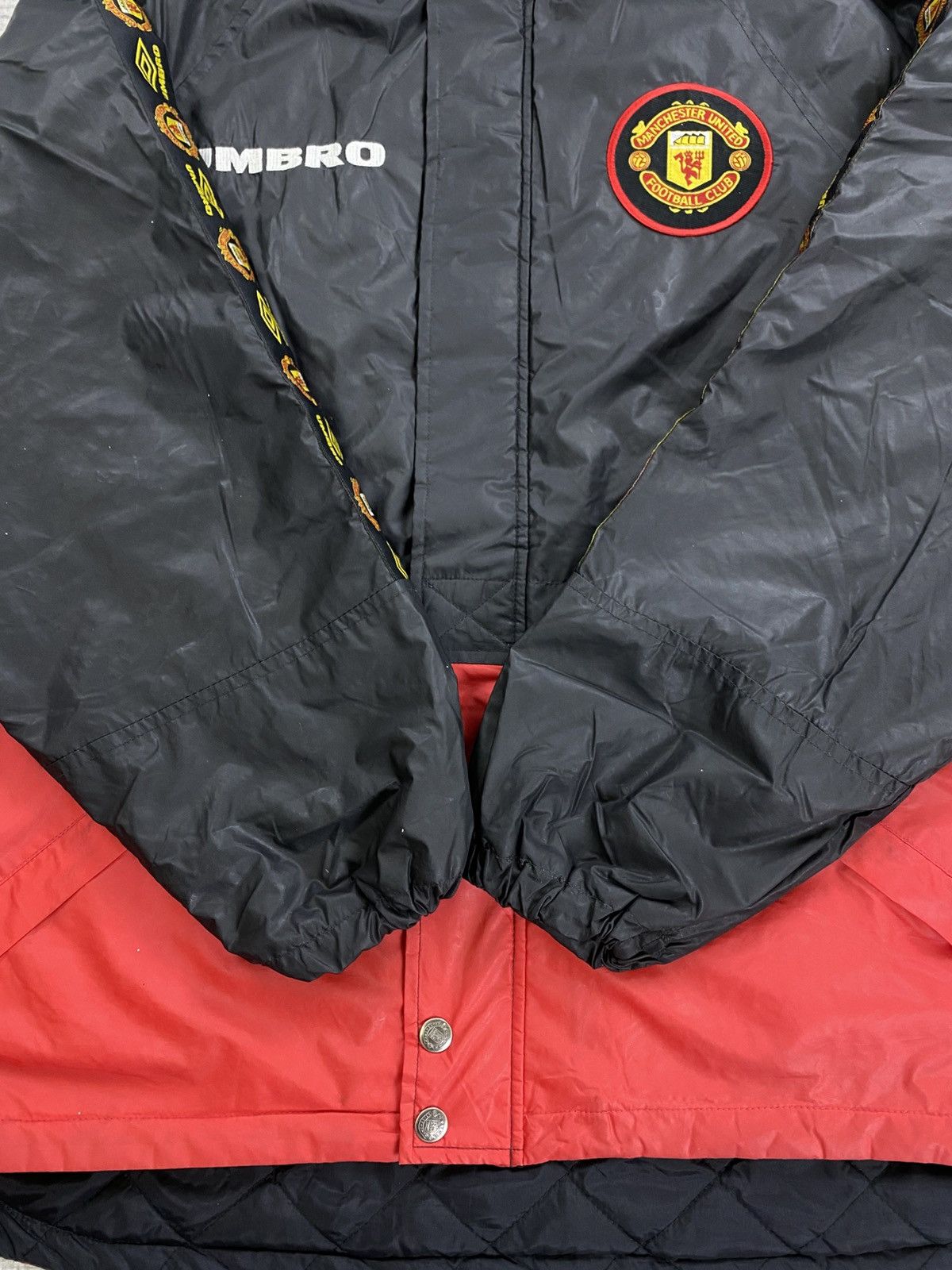 Umbro Vintage 90s Manchester United X Umbro Side Tape Jacket Size US XL / EU 56 / 4 - 13 Thumbnail