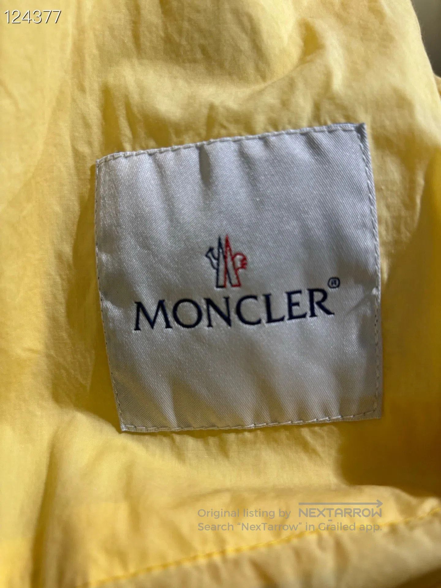 Moncler Moncler Embroidered Logo Mid. Size M / US 6-8 / IT 42-44 - 4 Thumbnail