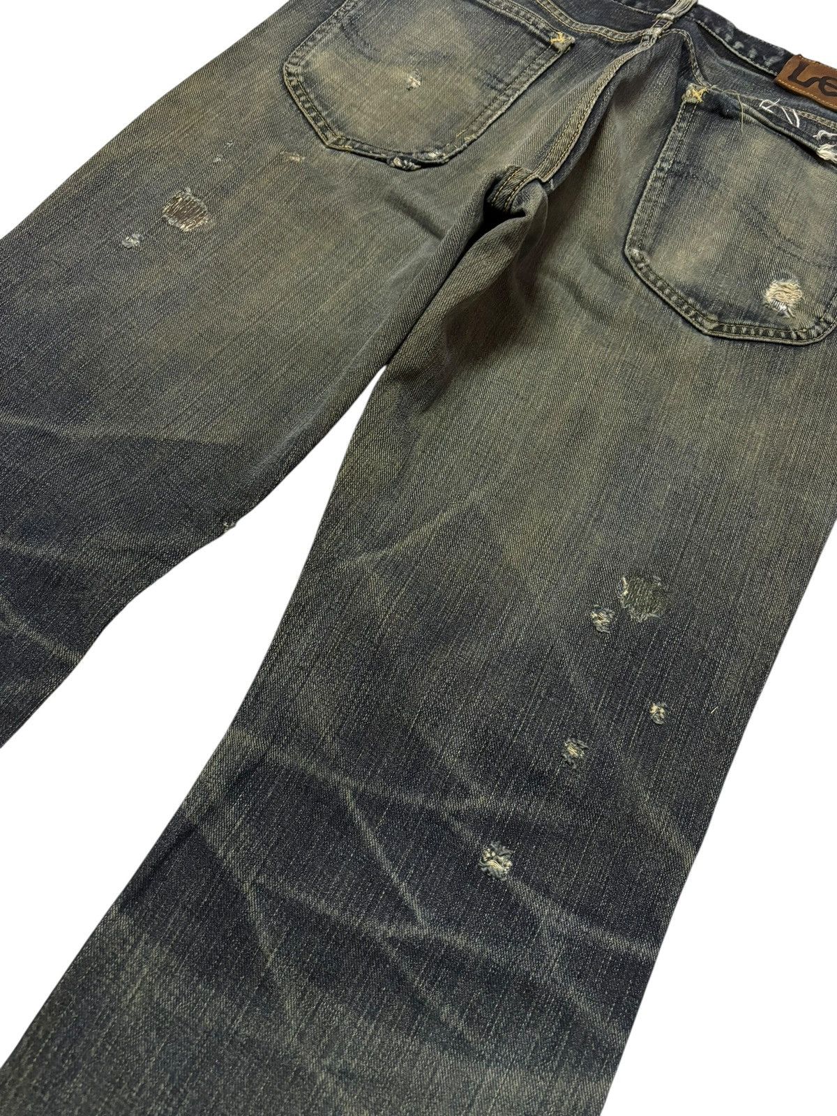 Lee Vtg Lee Japan Faded Mud Wash Distressed Jeans Size US 30 / EU 46 - 7 Thumbnail