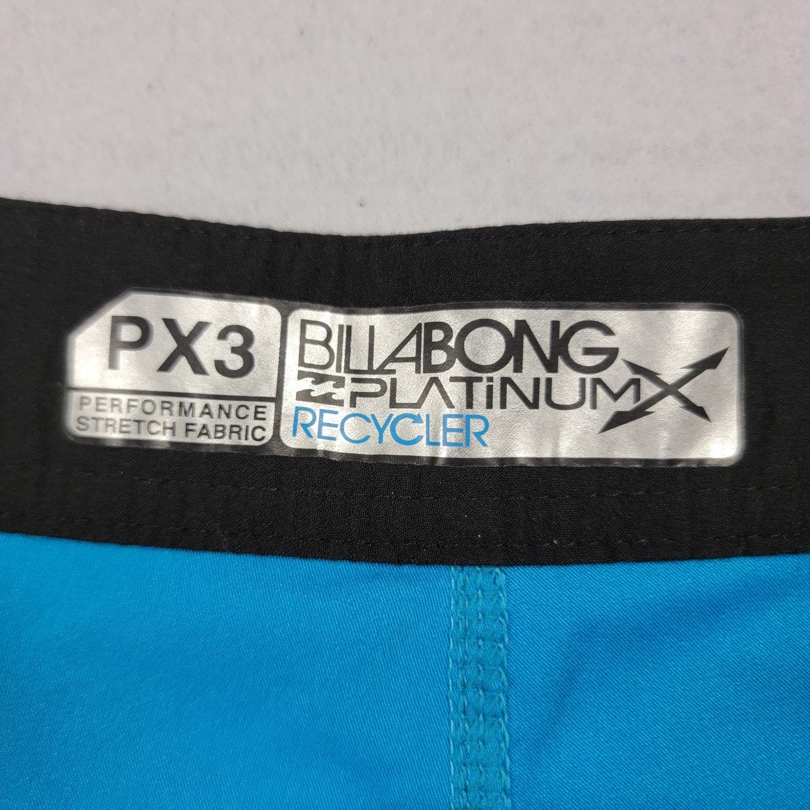 Billabong Billabong Men's Blue Shorts - Size 33 - Pre-owned Size US 33 - 3 Thumbnail
