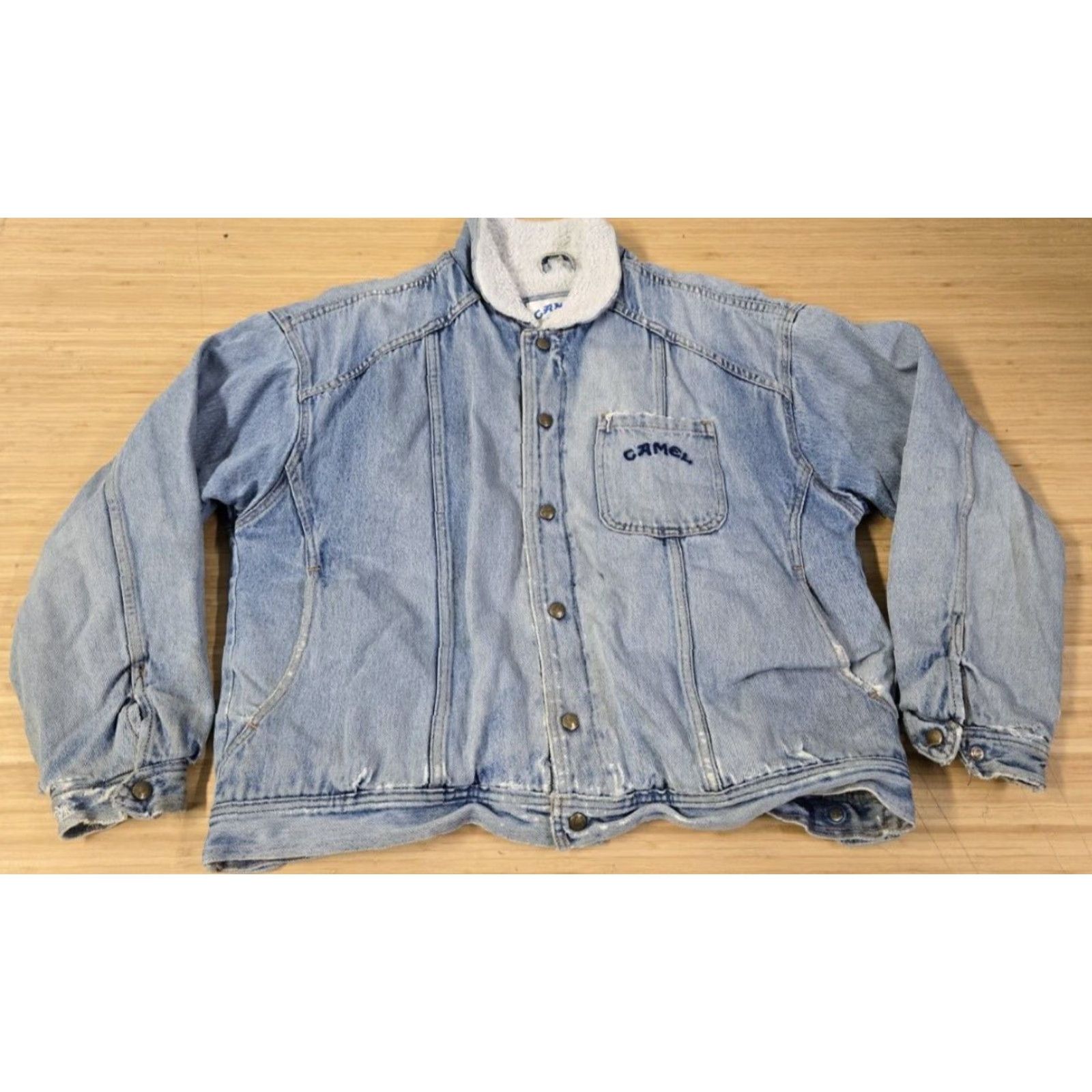 Camel VINTAGE Joe Camel Cigarettes Denim Sherpa Lined Jean Jacket Harley Patch XL Men Blue Denim Jacket Size US 36 / EU 52 - 2 Thumbnail