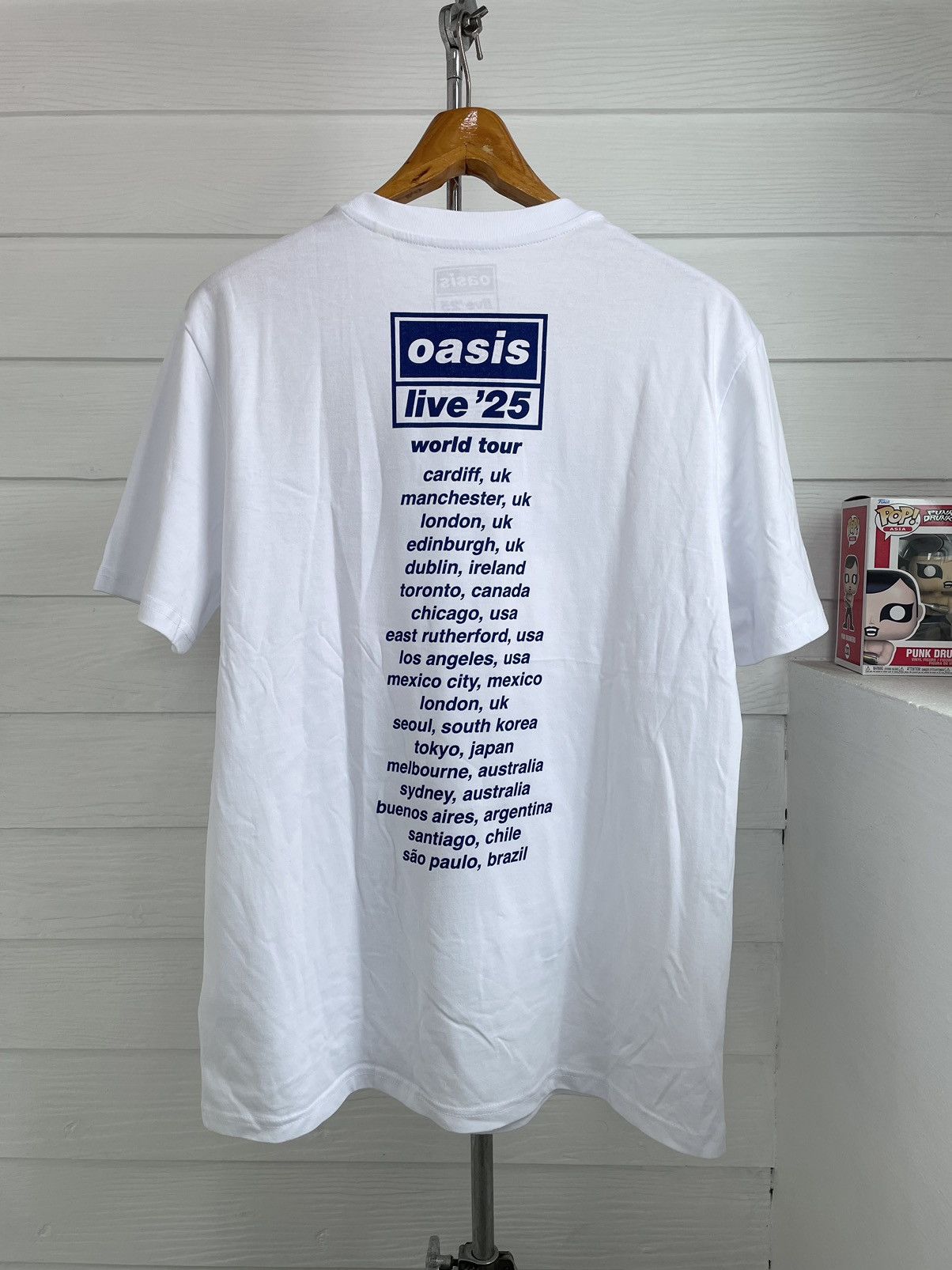 Band Tees OASIS COLOUR PHOTO LIVE 25 WORLD TOUR T-SHIRT WHITE (2025) Size US M / EU 48-50 / 2 - 2 Thumbnail