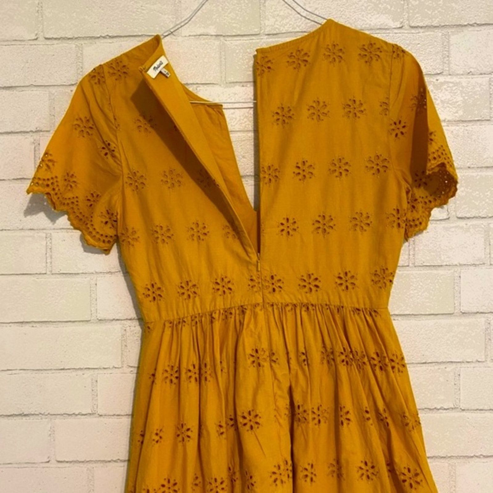 Madewell Madewell $150 2023 Scalloped Eyelet Midi Dress sz 0 Sold Out Size XS / US 0-2 / IT 36-38 - 13 Thumbnail
