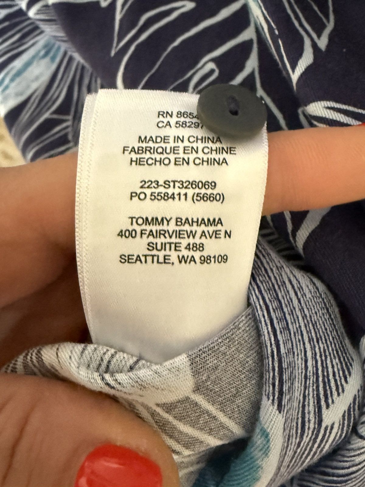 Tommy Bahama Tommy Bahama Blue and White Casual Button Down Shirt Size US XXL / EU 58 / 5 - 5 Thumbnail