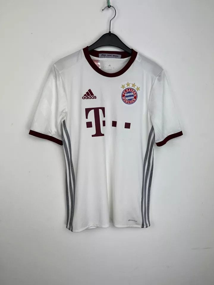 Adidas 2016-17 FC Bayern Munich third #17 Boateng FOOTBALL Kit Size US XL / EU 56 / 4 - 18 Thumbnail