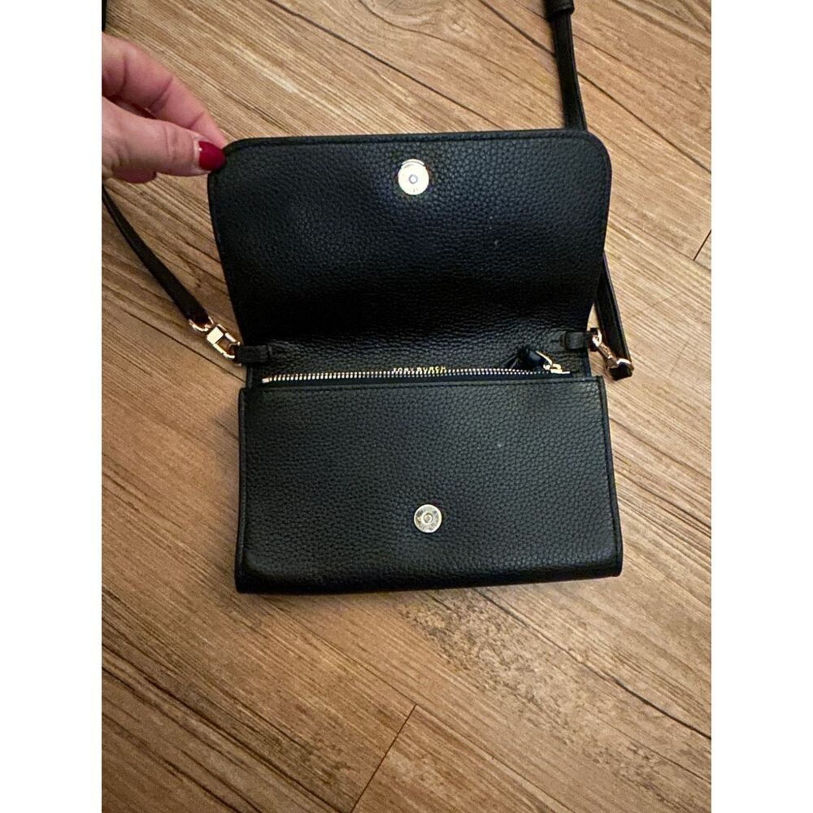 Tory Burch Preloved- Tory Burch Tory Burch Thea Black Crossbody Bag Size ONE SIZE - 5 Thumbnail