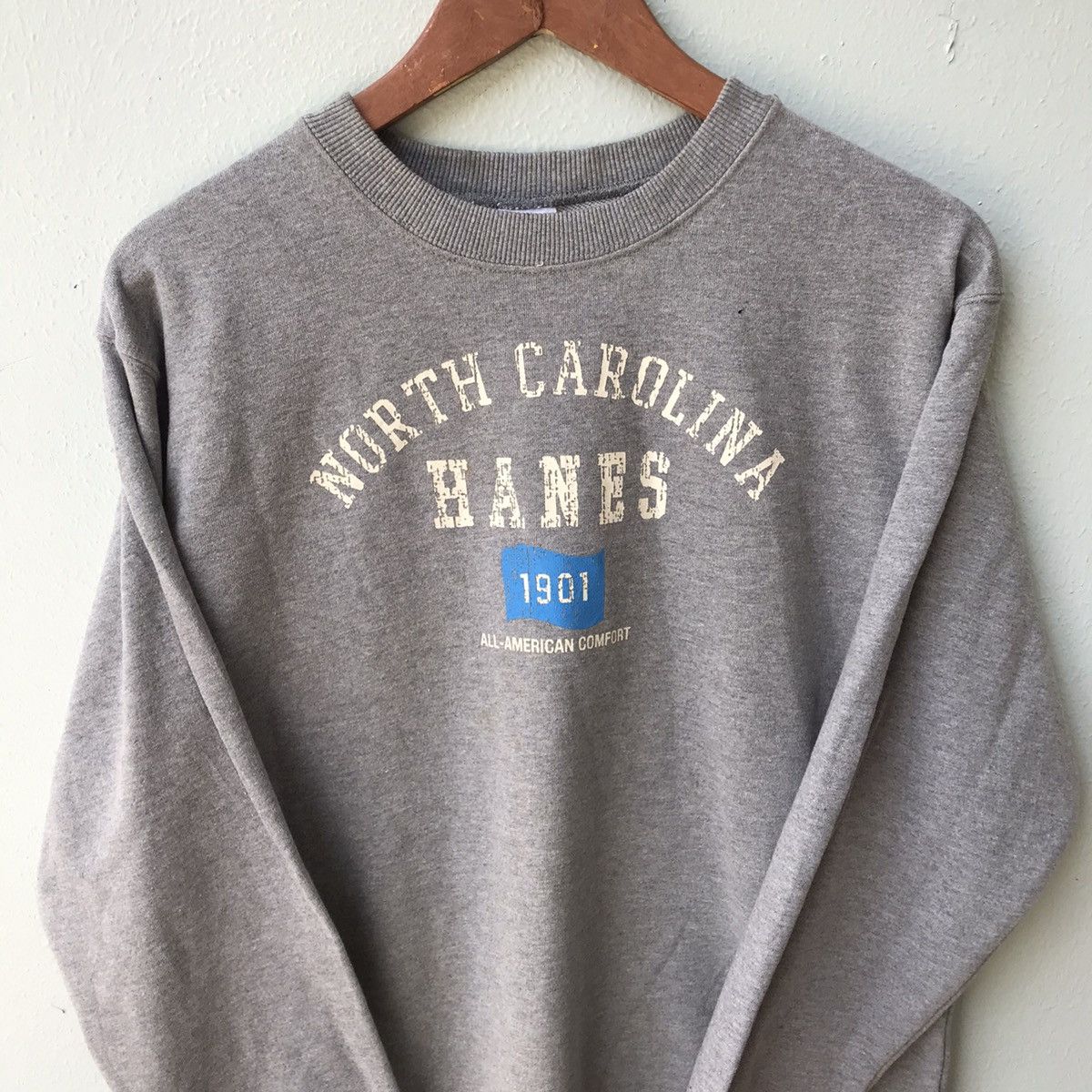 American Apparel × Hanes North carolina Hanes sweatshirt crewneck Size US L / EU 52-54 / 3 - 5 Thumbnail