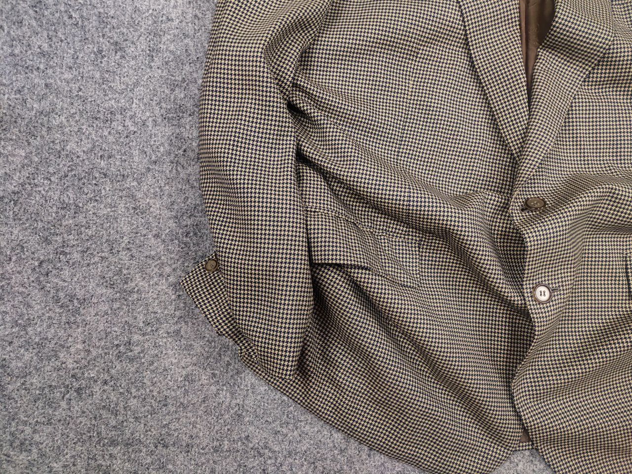 Brioni Brioni Vintage Houndstooth pattern Wool Beige Blazer Jacket Size US L / EU 52-54 / 3 - 6 Thumbnail