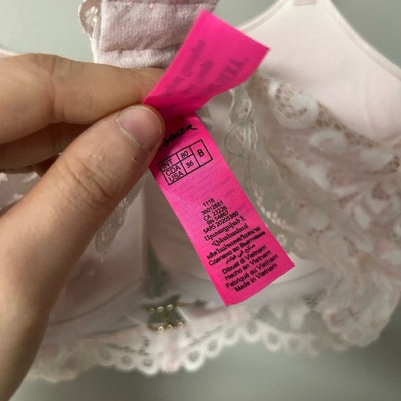Other La Senza Beyond Sexy Classic Plunge Bra Size ONE SIZE - 5 Thumbnail