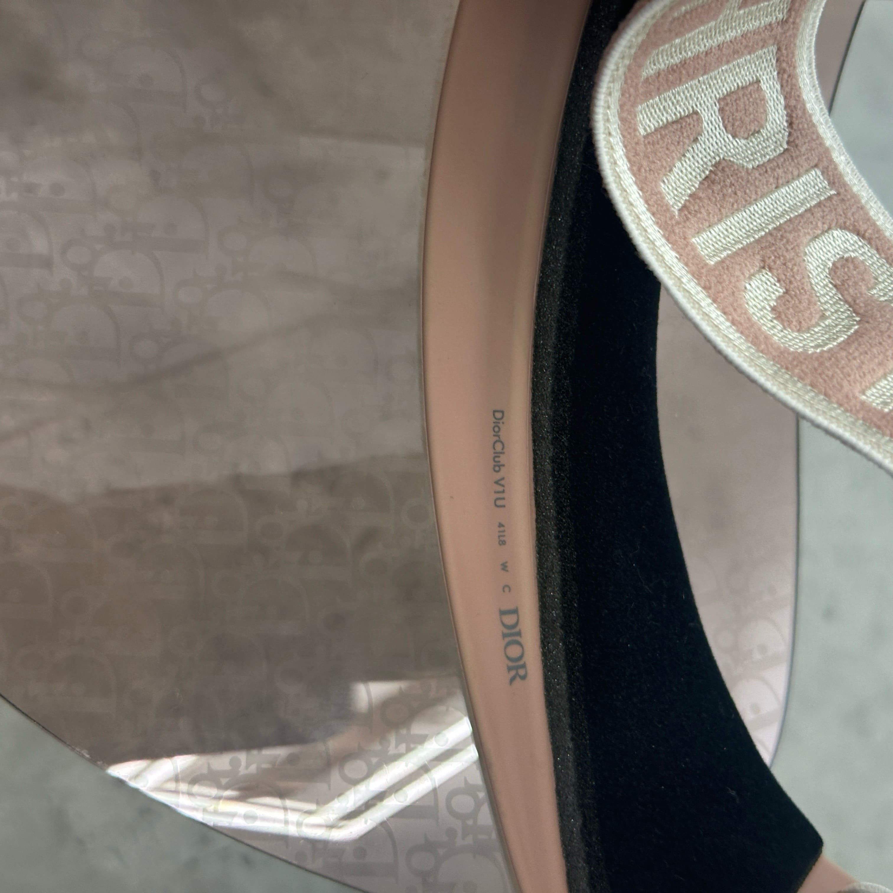 Dior DIOR Diorclub V1U Logo Clear Visor PINK Size ONE SIZE - 6 Thumbnail