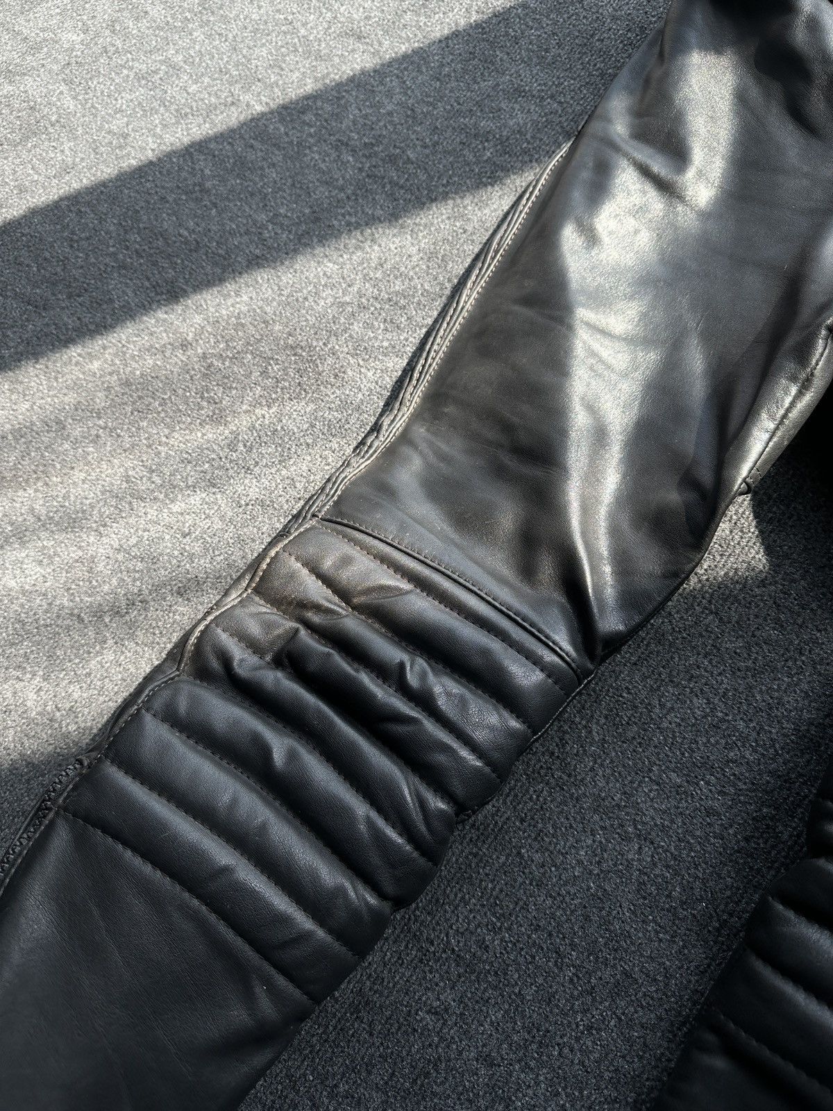 Leather 🚨Vintage leather pants motorcycles Black LUXURY Y2K Size 25" / US 0 / IT 36 - 4 Thumbnail