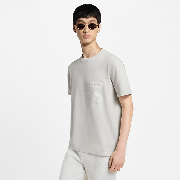 Louis Vuitton T-Shirt With Monogram Nylon Details Size US XS / EU 42 / 0 - 2 Thumbnail