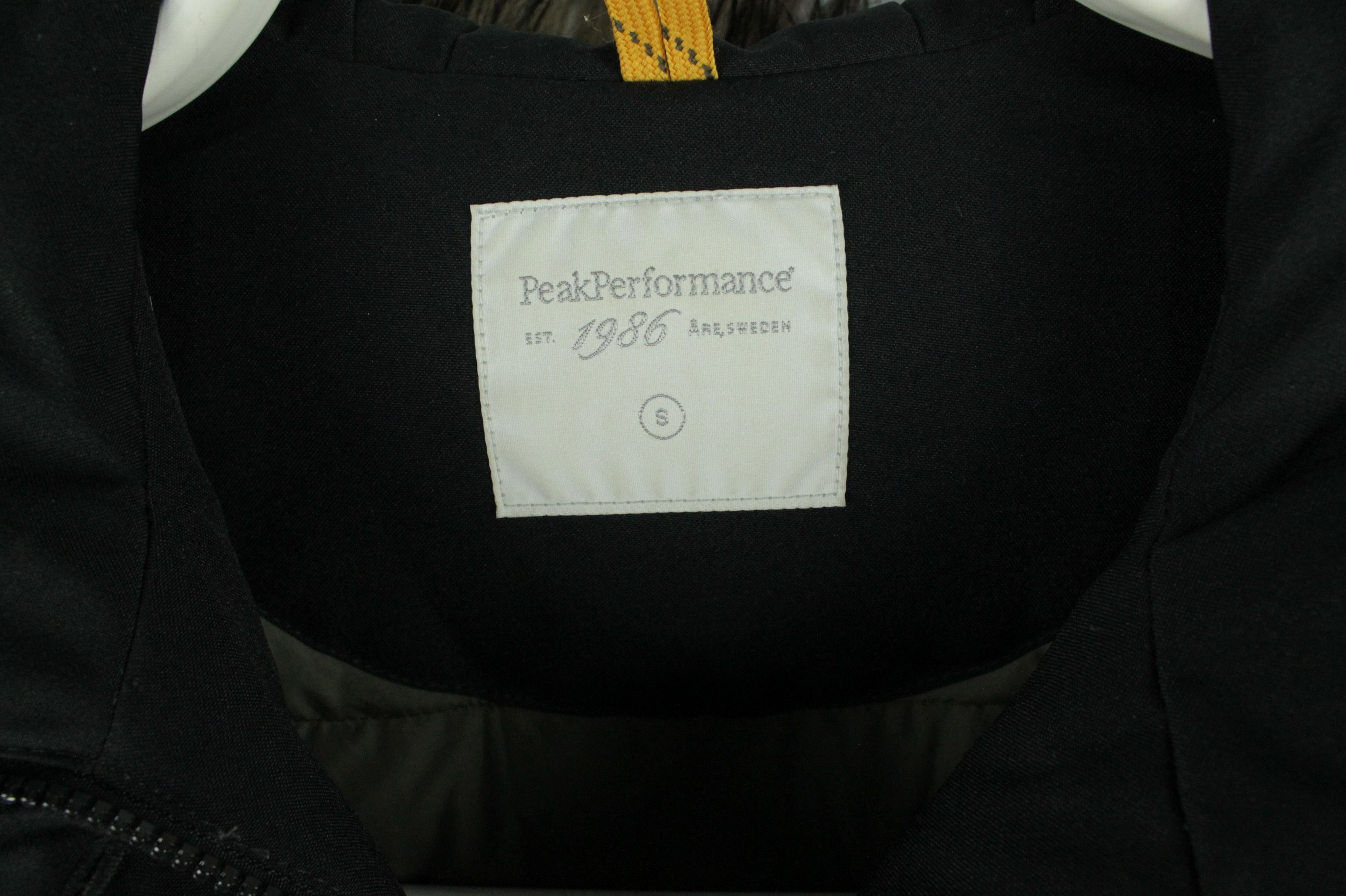 Peak Performance Peak Perfomance Very Warm Down Hooded Parka Women's Size S / US 4 / IT 40 - 5 Thumbnail