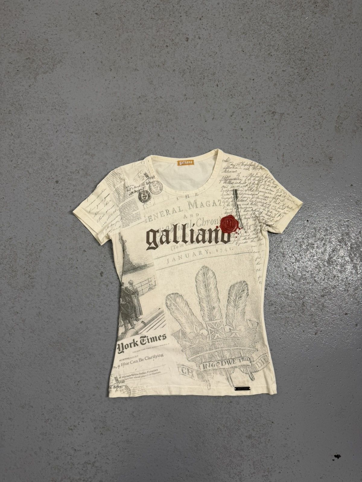John Galliano Vintage 00s John Galliano Stamp T-Shirt Size XS / US 0-2 / IT 36-38 - 1 Thumbnail
