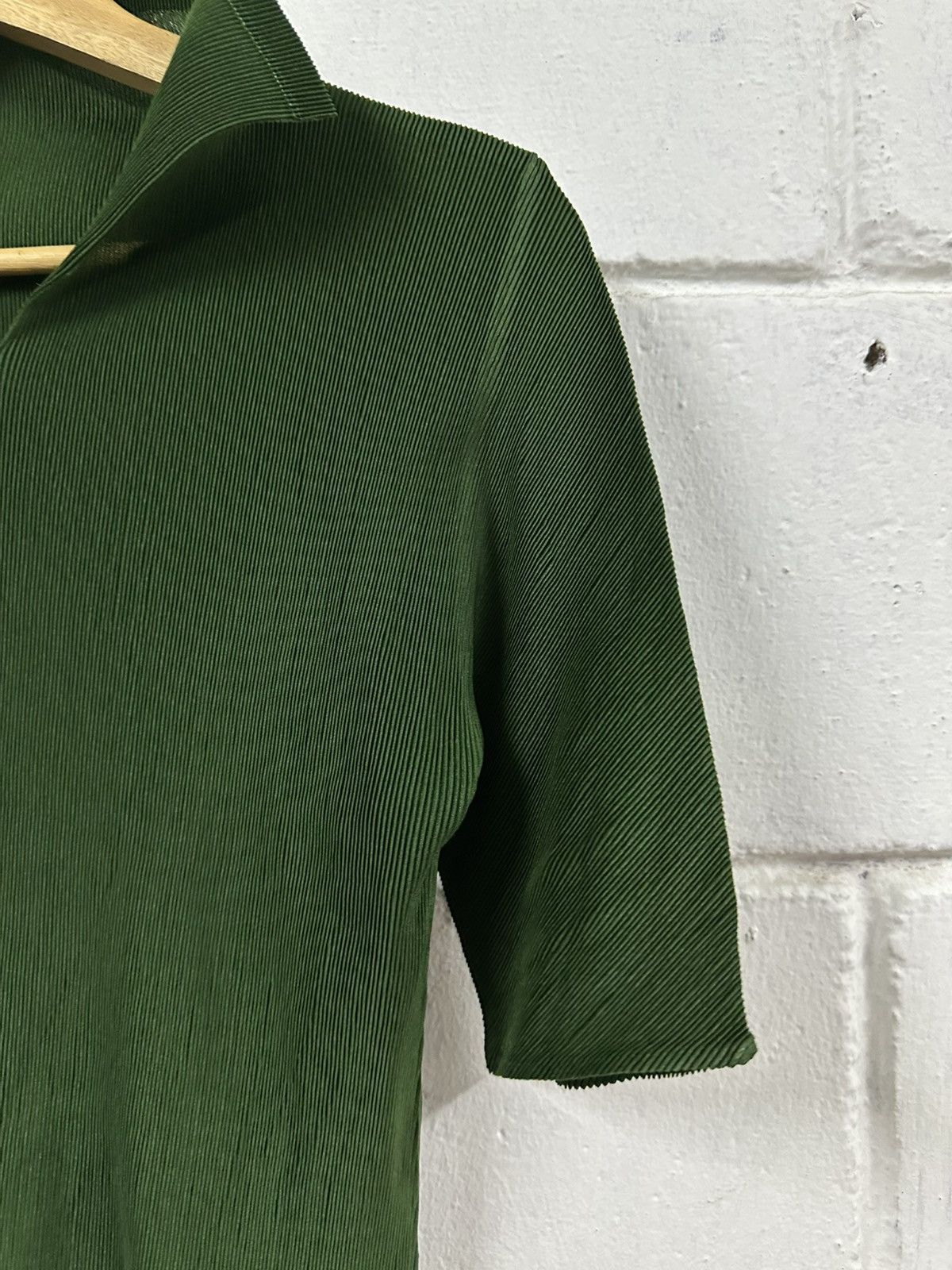 Pleats Please Issey Miyake Pleats Please Issey Miyake Forest Green Polo Style Shirt Size US M / EU 48-50 / 2 - 8 Thumbnail