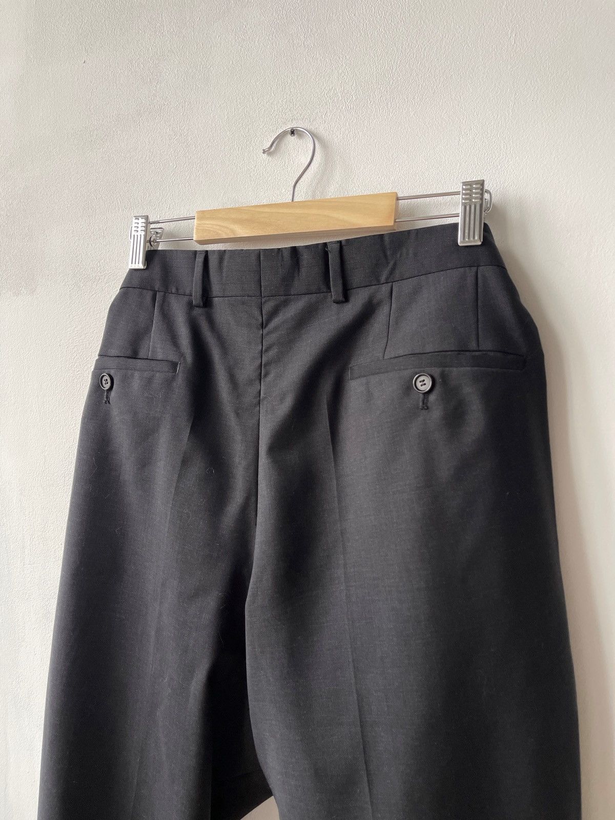 Hugo Boss Hugo Boss Paolini/Movio 100% Wool Suit 2 Piece US40R / UK50 Size 40R - 12 Thumbnail