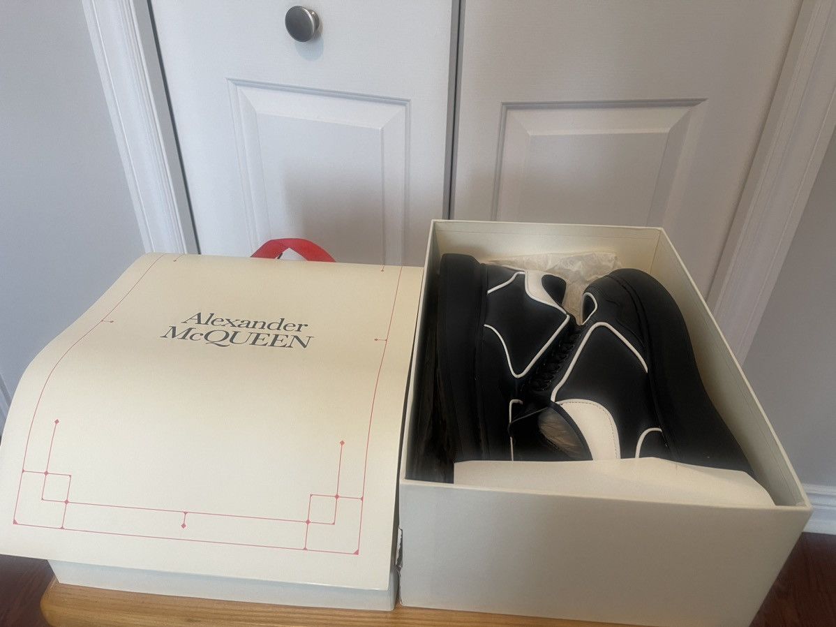Alexander McQueen Alexander McQueen Size US 10 / EU 43 - 9 Thumbnail