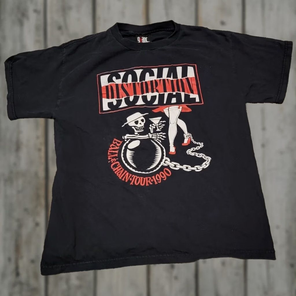Bally VINTAGE Social Distortion Ball & Chain Tour T-Shirt Giant tag Punk XL Black Cotton Men Short Sleeve 90s Shirt Mens Size US XL / EU 56 / 4 - 1 Thumbnail