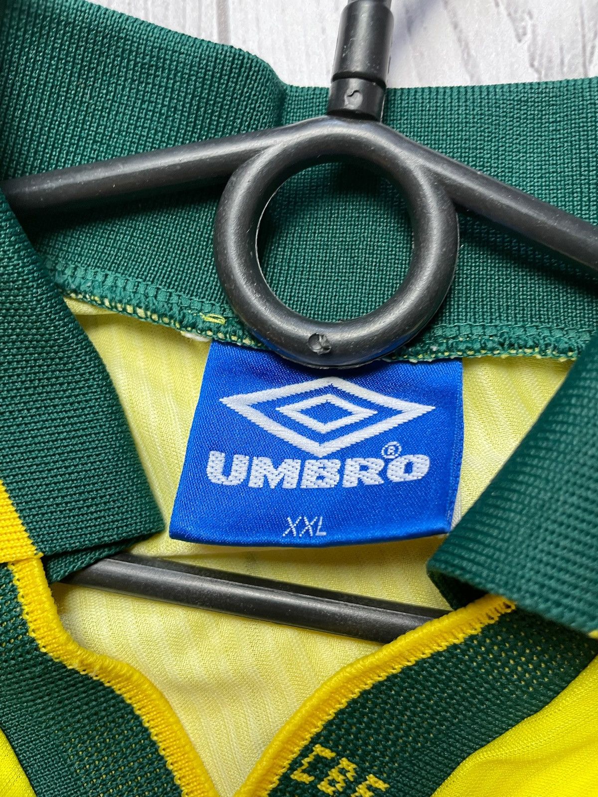 Umbro × Vintage Vintage Umbro Brazil soccer jersey Brazil size XXL logo Size US XXL / EU 58 / 5 - 5 Thumbnail