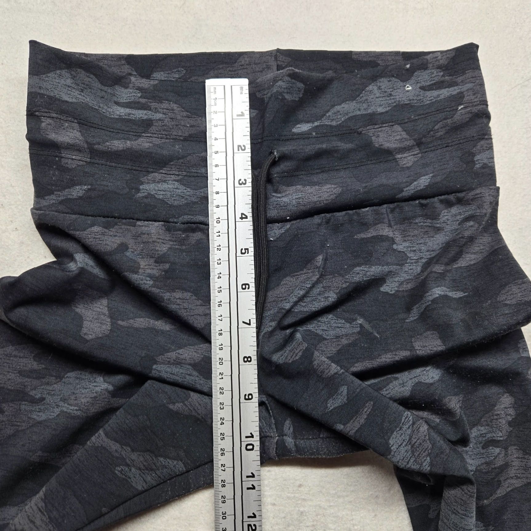 Vintage No Boundaries No Boundaries Black Camo Activewear Jogger Pants Drawstring Adult Women's S/M Size 32" / US 10 / IT 46 - 5 Thumbnail