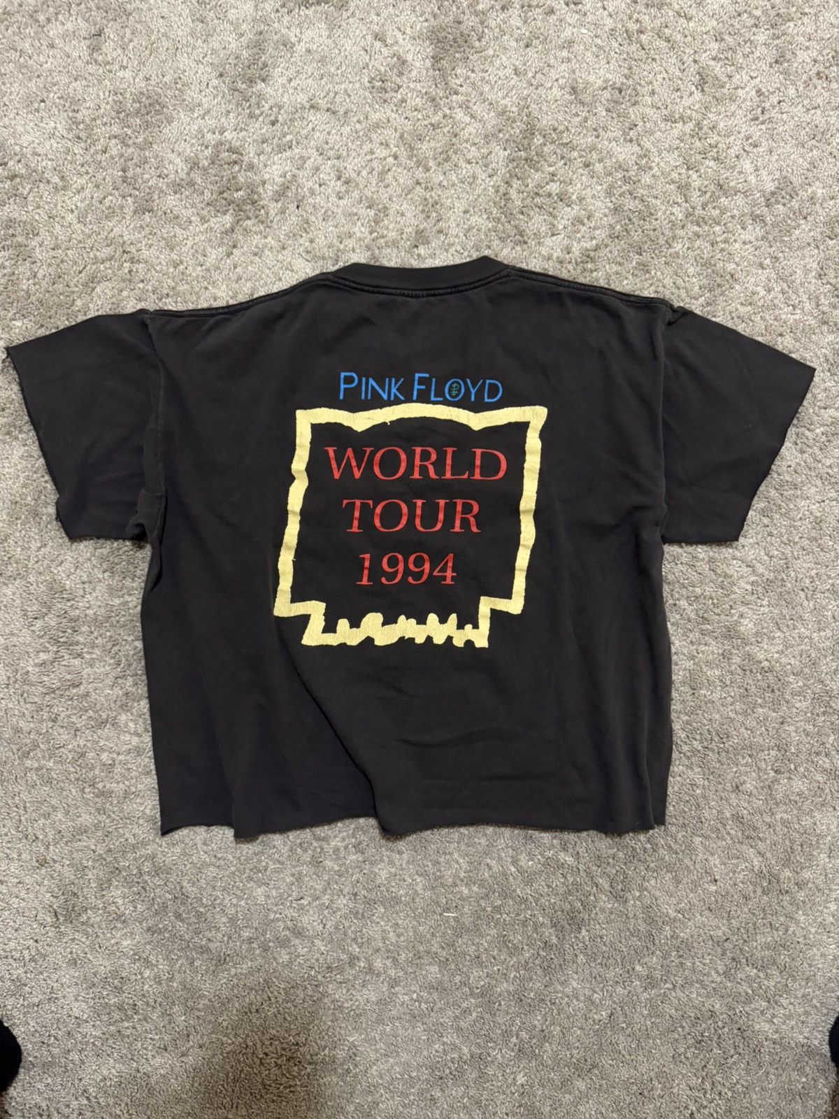 Vintage Vintage pink floyd 1994 tour t shirt Size US XL / EU 56 / 4 - 2 Thumbnail