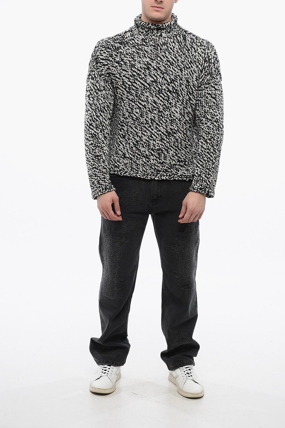 Acne Studios og1mm0325 Wool Sweater in White Black Size US S / EU 44-46 / 1 - 4 Thumbnail