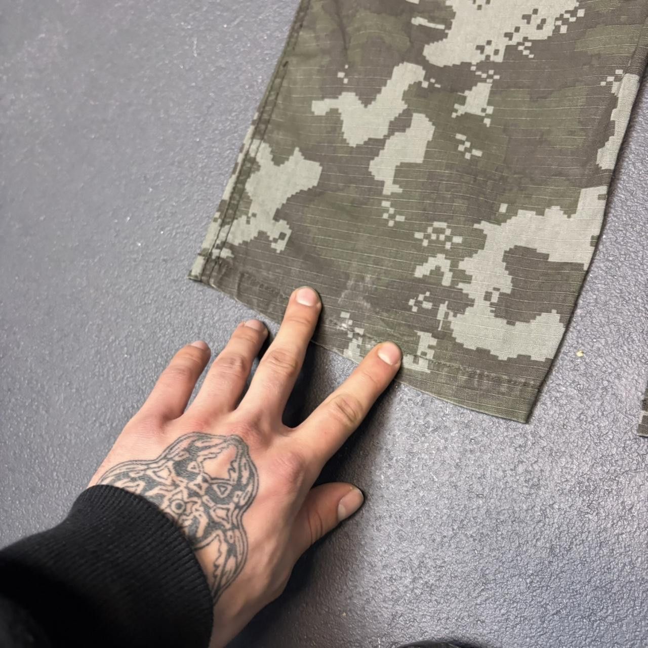 Japanese Brand × Vintage Vintage y2k 90s camo cargo pants Size US 40 / EU 56 - 6 Thumbnail
