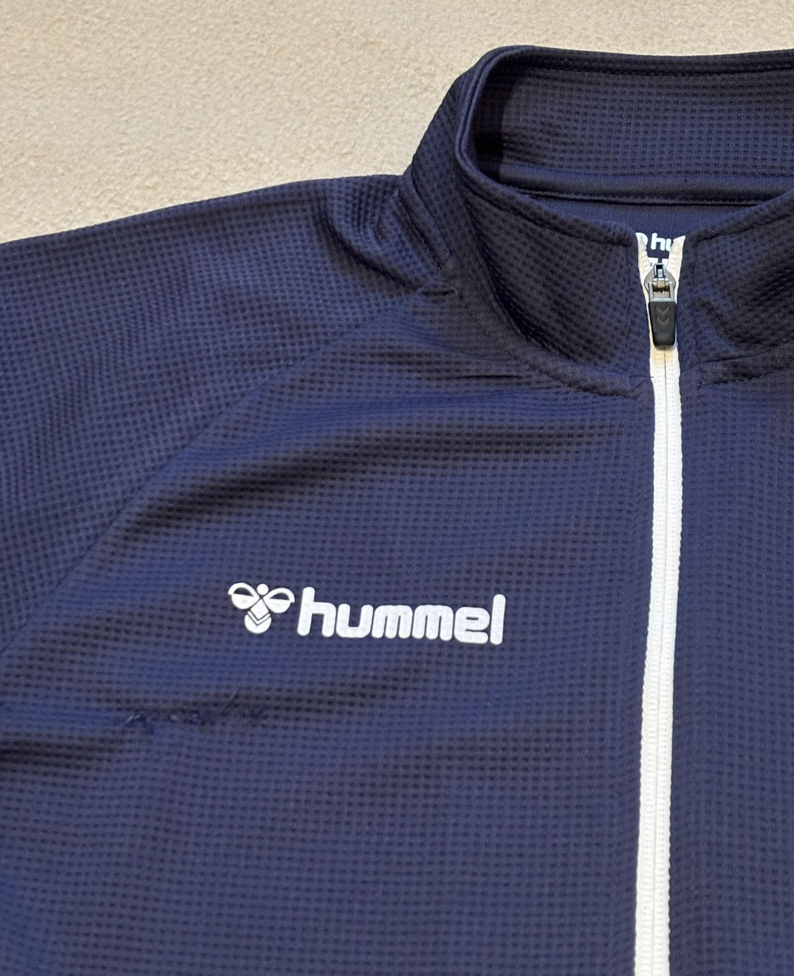 Hummel Vegger IF Hummel Denmark Football Sweatshirt size M Size US M / EU 48-50 / 2 - 8 Thumbnail