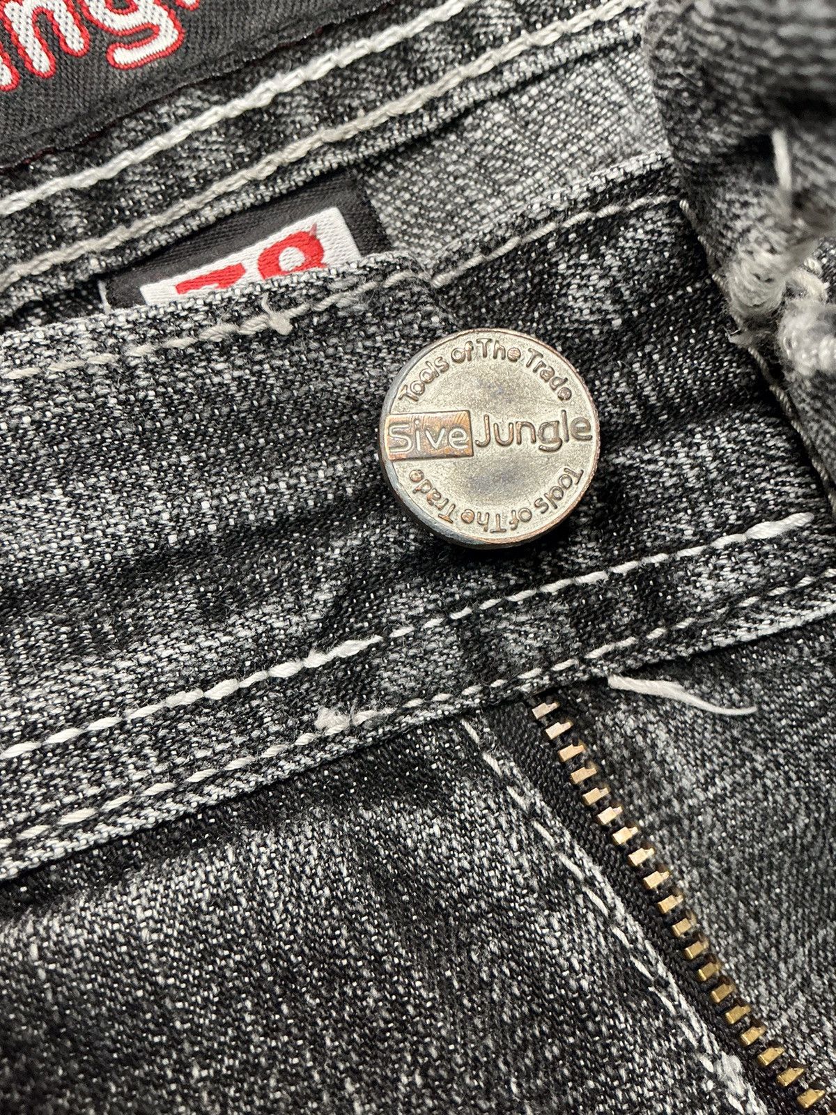 Other Vintage 5ive jungle & co embroidered denim Size US 40 / EU 56 - 8 Thumbnail