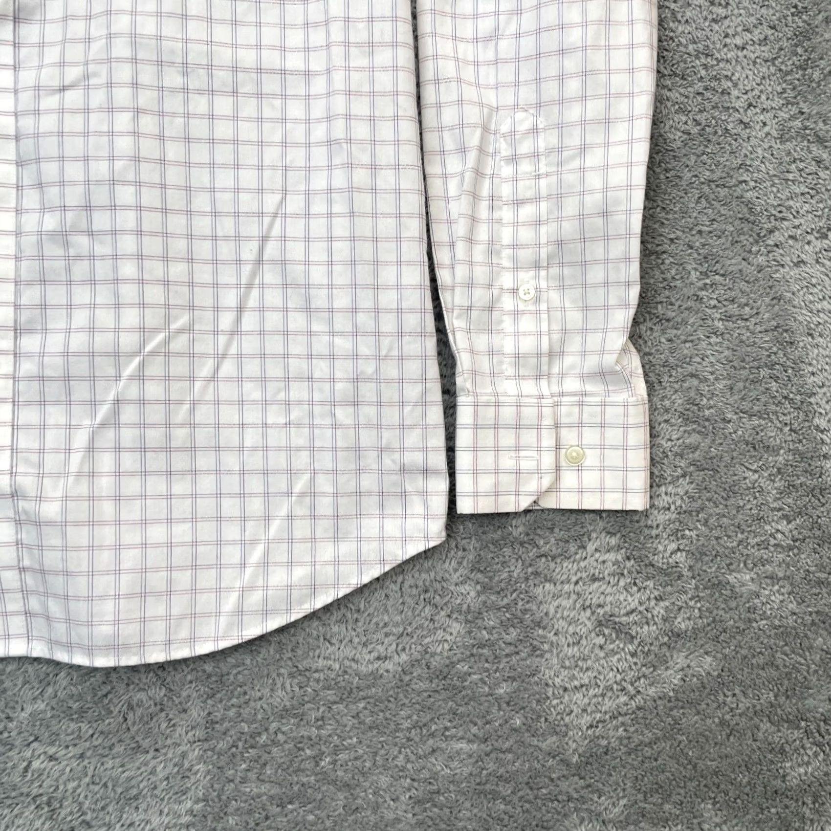 Banana Republic VINTAGE Banana Republic Shirt Mens Medium White Plaid Non Iron Standard Fit Button Up Size US M / EU 48-50 / 2 - 5 Thumbnail
