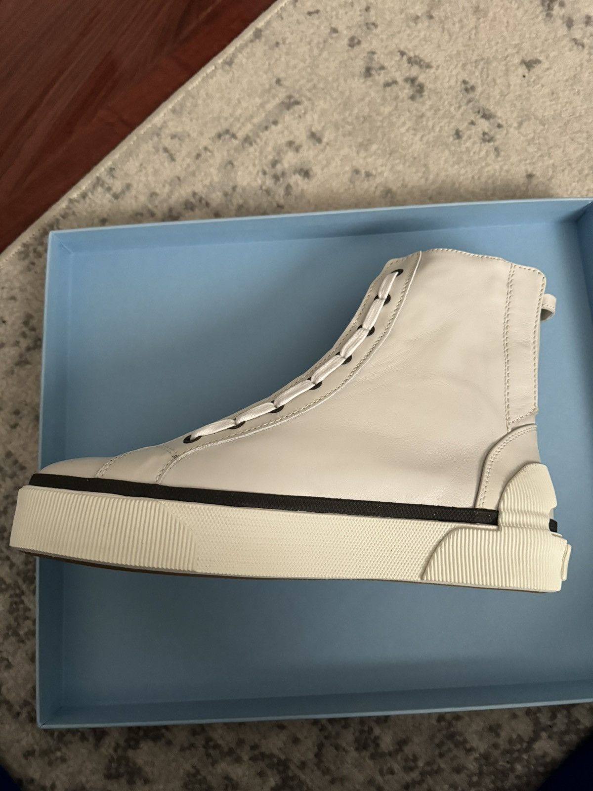 Lanvin LANVIN HIGH TOP NAPPA CALFSKIN SNEAKER RETAIL $850 Size US 9 / EU 42 - 2 Thumbnail