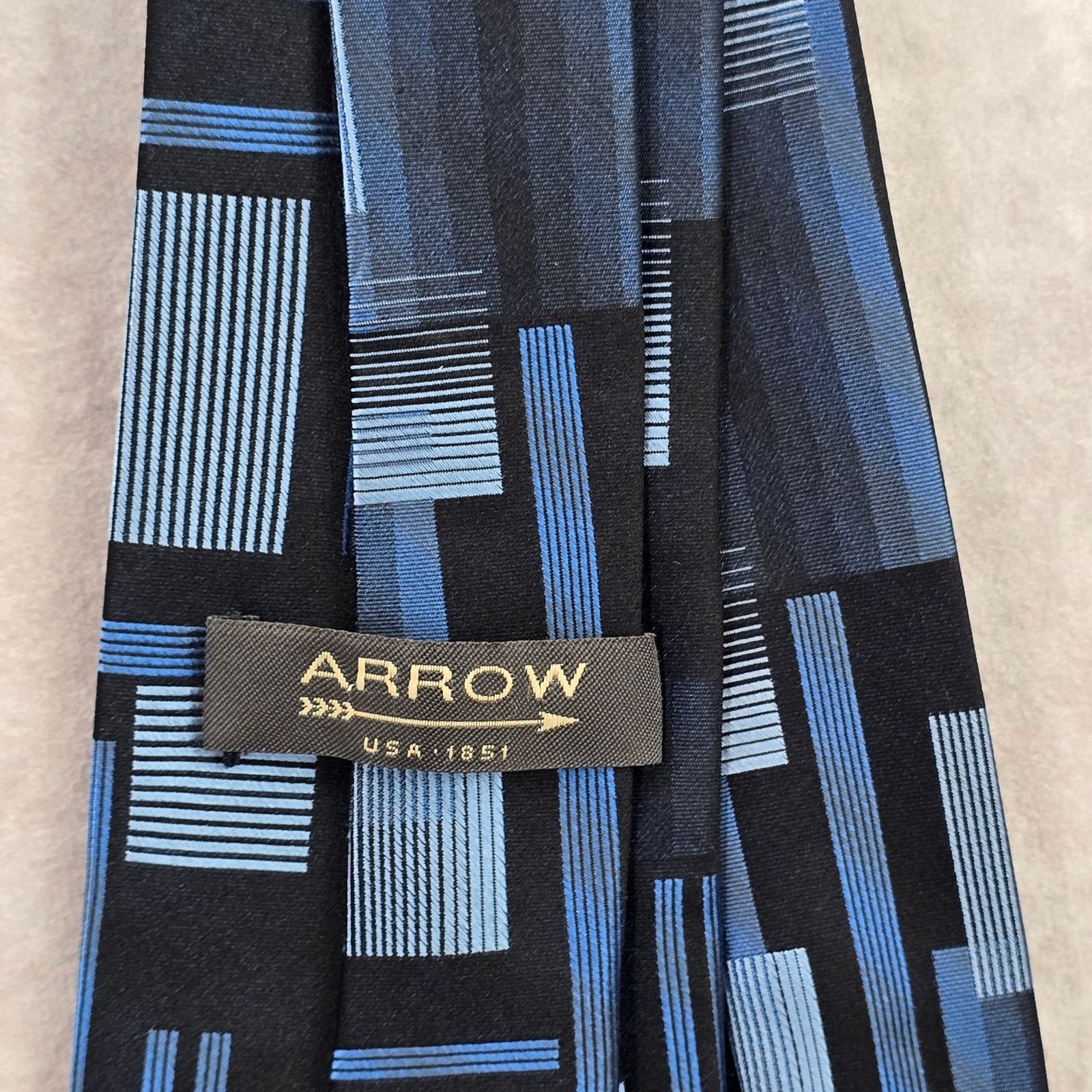 Arrow Arrow Blue Black Gray Plaid Stripe 100% Silk Men's Neck Tie Size 30 - 4 Thumbnail