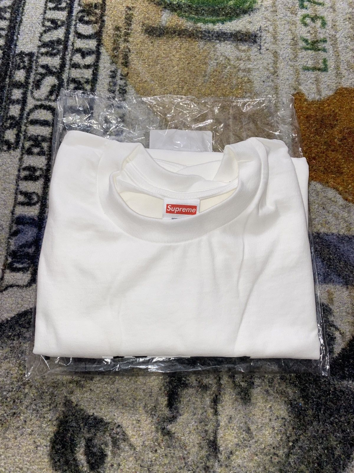 Supreme Supreme Miami Snow Camo Box Logo Tee Size US XXL / EU 58 / 5 - 3 Thumbnail