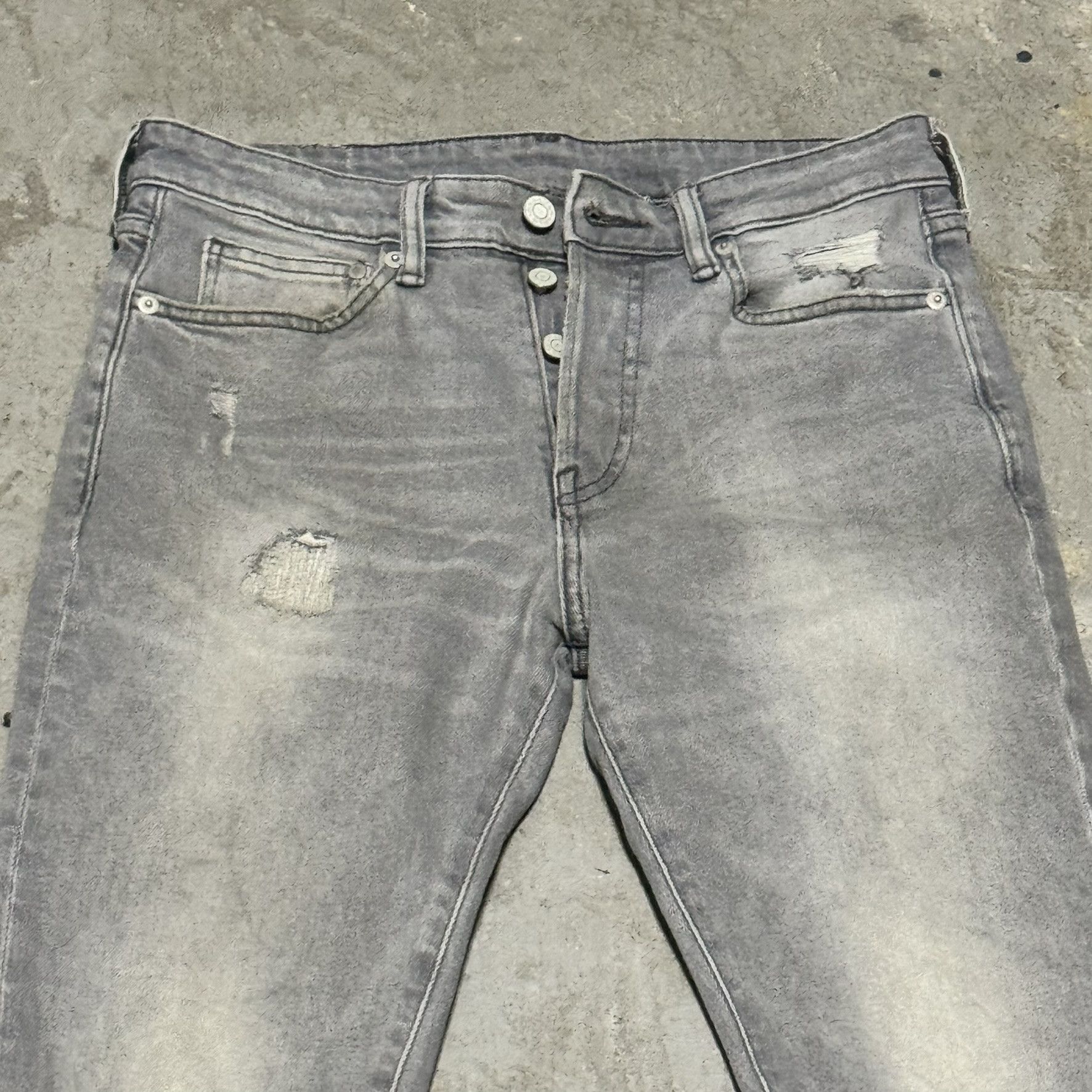 H&M Grey Skinny H&M Denim Size 30 Size US 30 / EU 46 - 2 Thumbnail