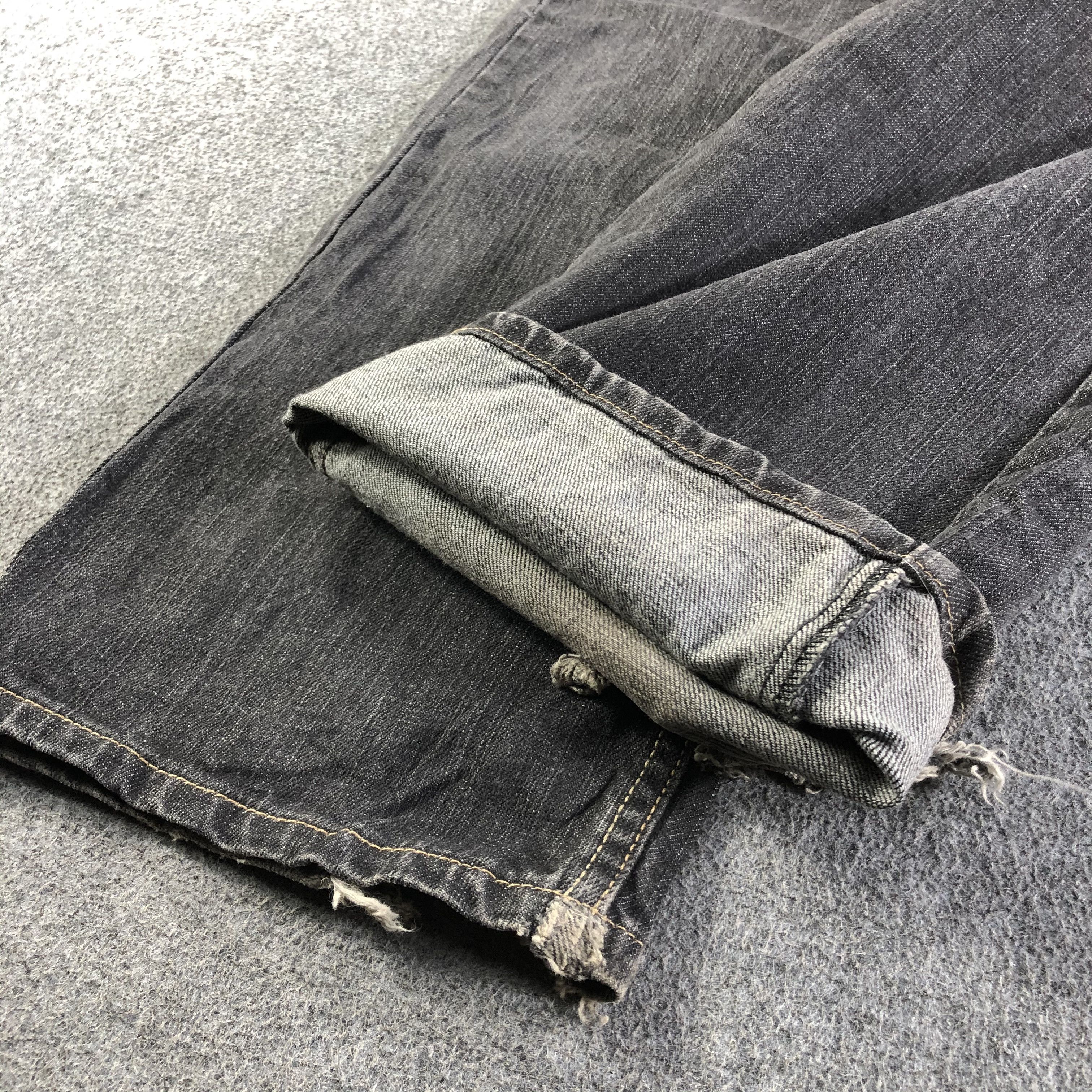 Levi's Vintage Levis 514 Jeans-J4523 Size US 37 - 7 Thumbnail